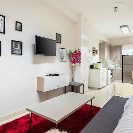 Adorable Flat For 4 Ppl In Kolonaki Appartamento Atene Esterno foto
